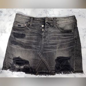 American eagle black mini skirt